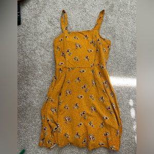 ⭐️Wild fable dress floral yellow xs